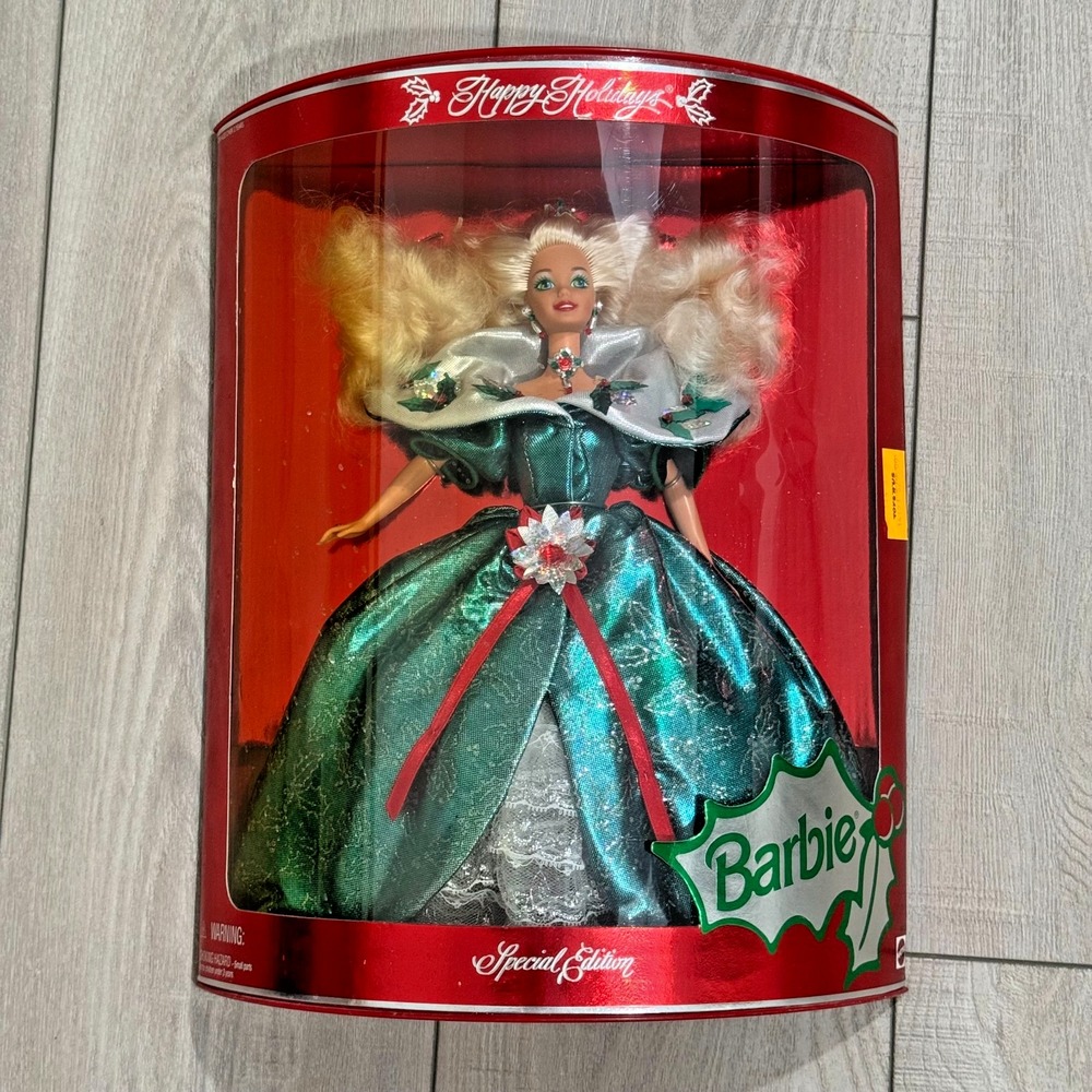 1995 Happy Holidays Barbie Special Edition Emerald Green Gown – Box Wear